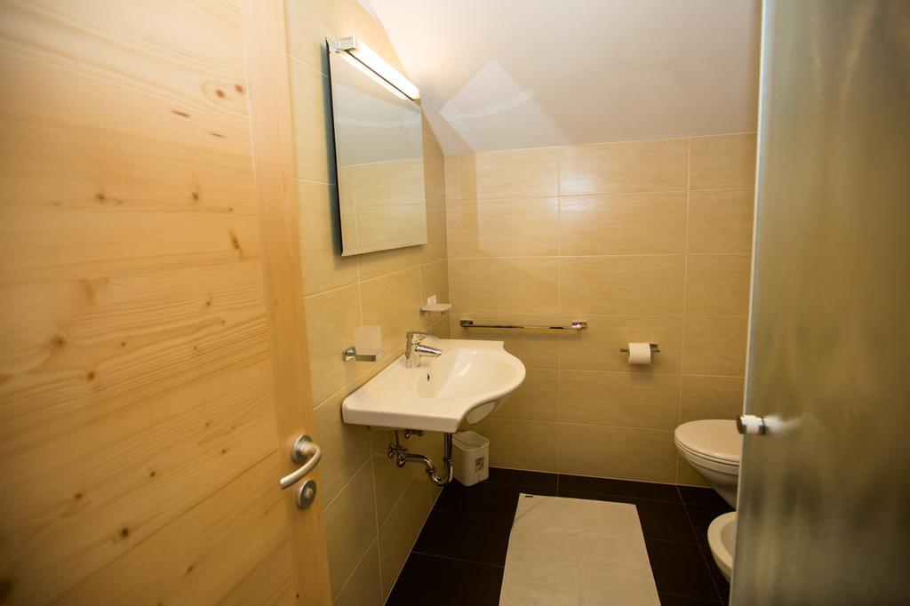 Appartamenti Genziana La Villa (Trentino Alto Adige) Quarto foto