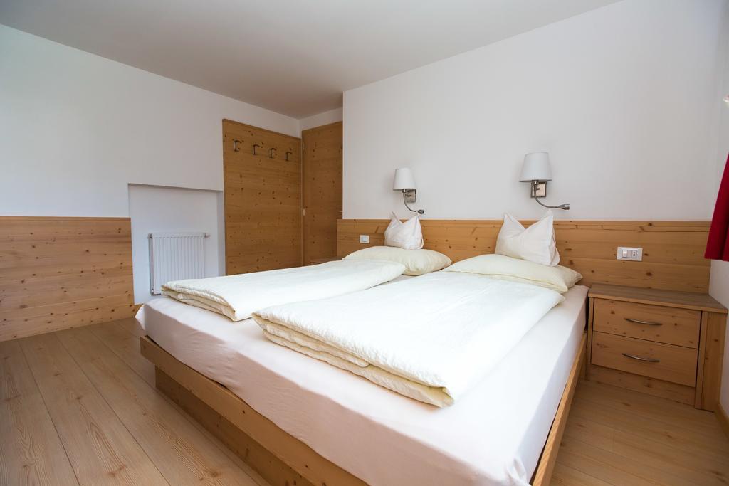 Appartamenti Genziana La Villa (Trentino Alto Adige) Quarto foto