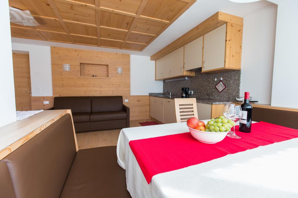 Appartamenti Genziana La Villa (Trentino Alto Adige) Quarto foto